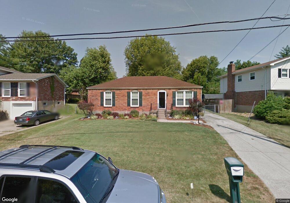 5408 Oakcreek Ln, Louisville, KY 40291 - photo 1