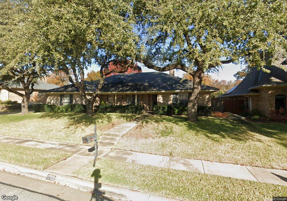 1709 Hampton Ct, Bedford, TX 76021 - photo 1