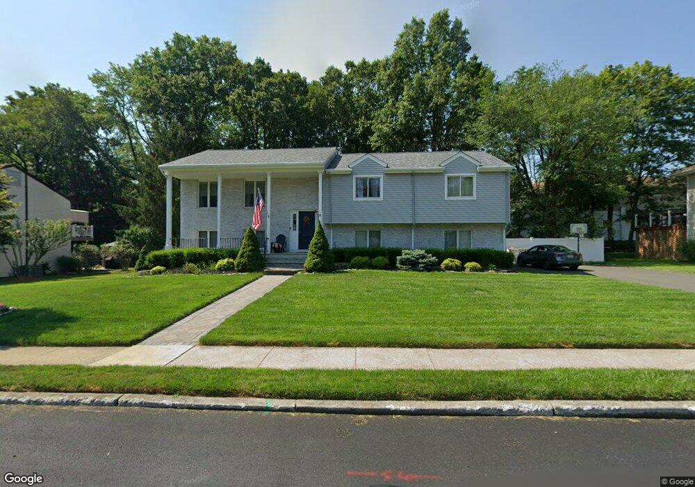 4 Gateway Ct, Waldwick, NJ 07463 - photo 1