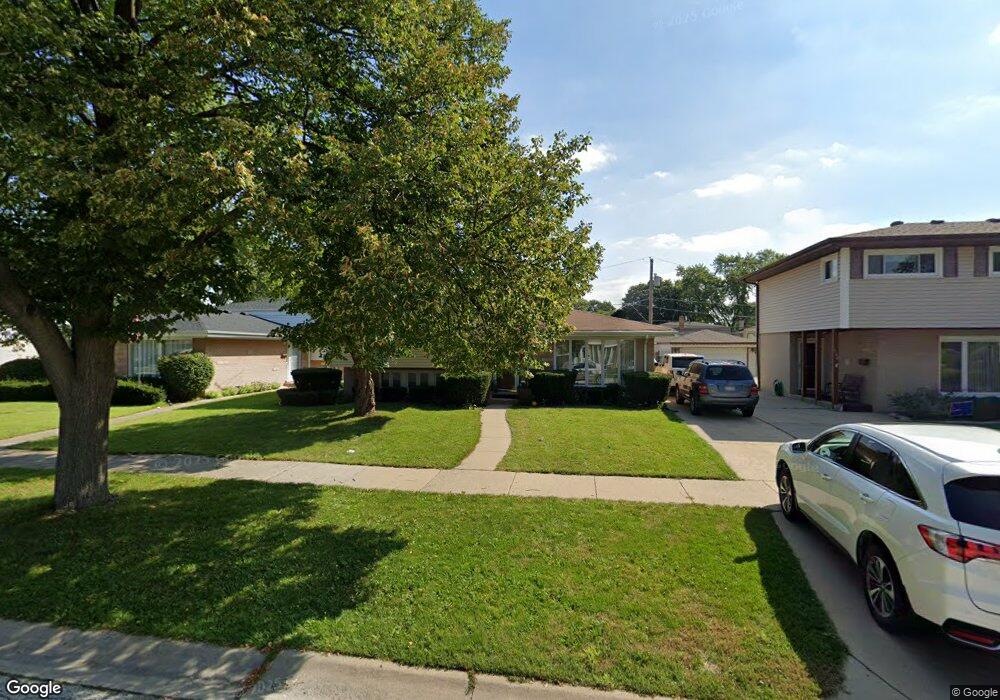 2141 Plainfield Dr, Des Plaines, IL 60018 - photo 1
