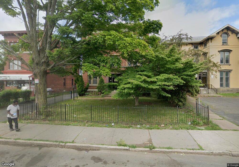 421 Wethersfield Ave unit B, Hartford, CT 06114 - photo 1