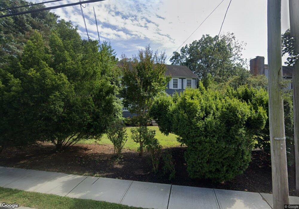 19 E River Rd, Rumson, NJ 07760 - photo 1