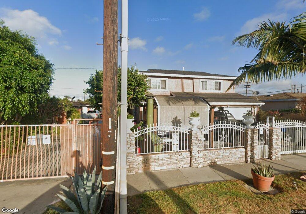 10419 S Freeman Ave, Inglewood, CA 90304 - photo 1