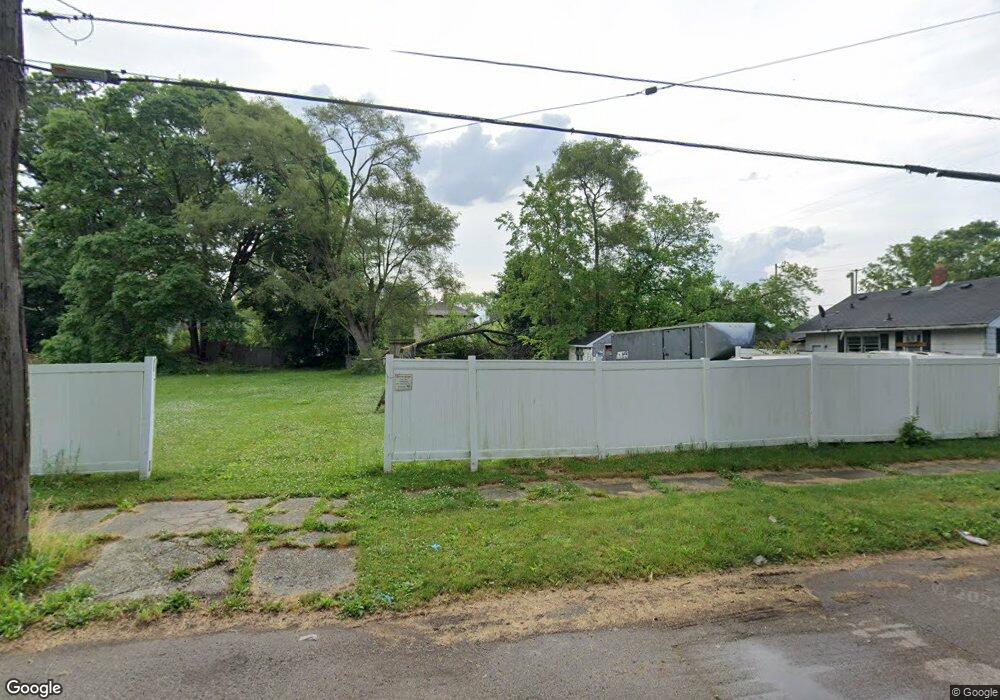 1510 Maplewood Ave, Flint, MI 48506 - photo 1