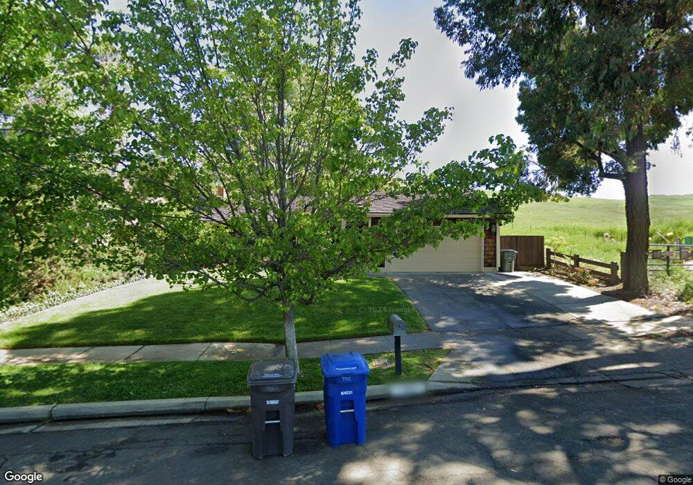 702 Navaronne Way, Concord, CA 94518 - photo 1