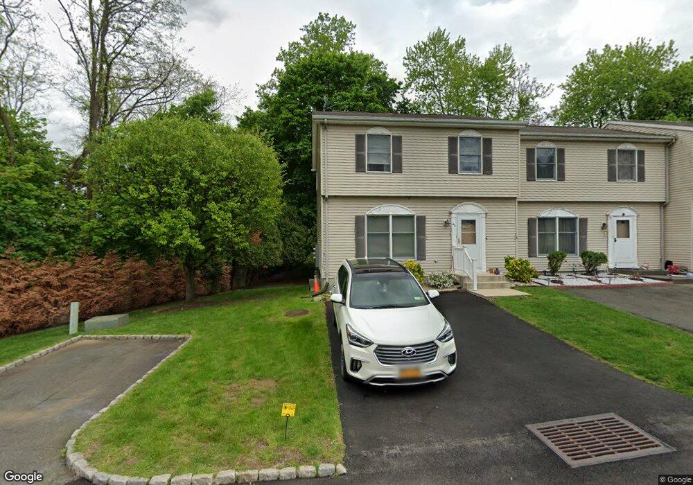 42 Muntz Ln, Garnerville, NY 10923 - photo 1