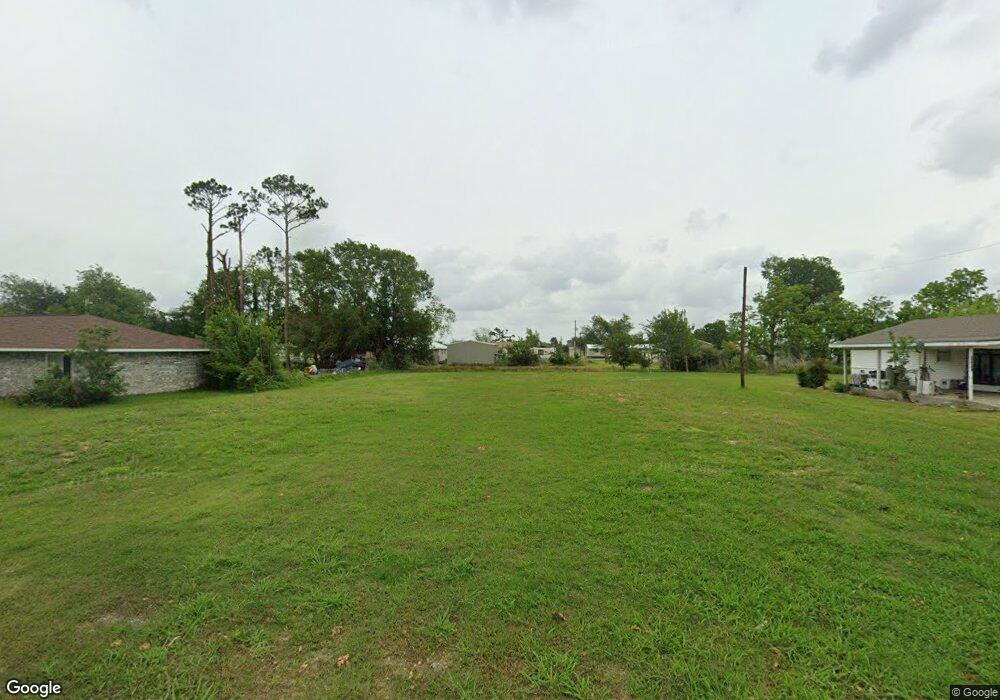 5833 Perry Ln, Lake Charles, LA 70605 - photo 1