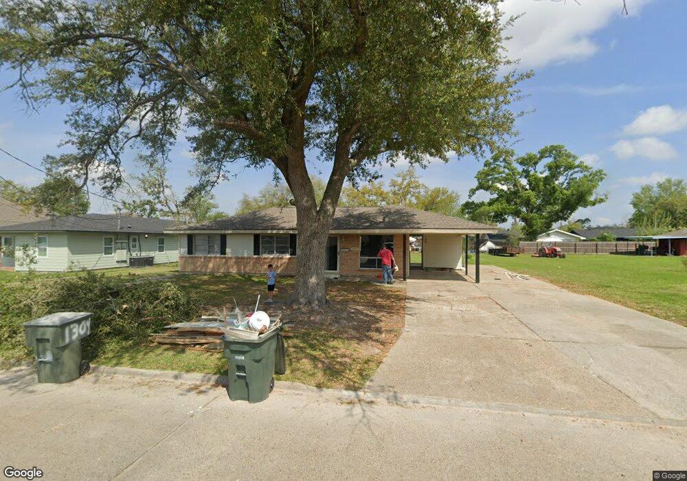 1309 S Elton Ct, Lake Charles, LA 70607 - photo 1