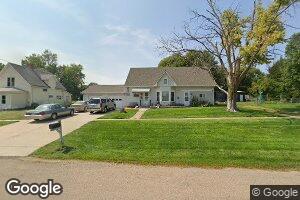 117 N Cedar St, Red Cloud, NE 68970
