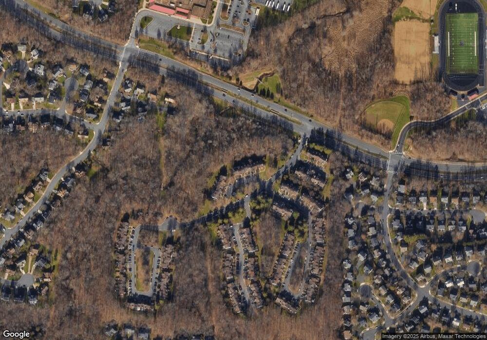 318 Felsted Ct, Sterling, VA 20165 - photo 1