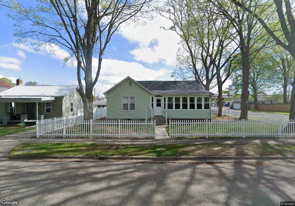 628 Lincoln Ave, Lincoln, IL 62656 - photo 1