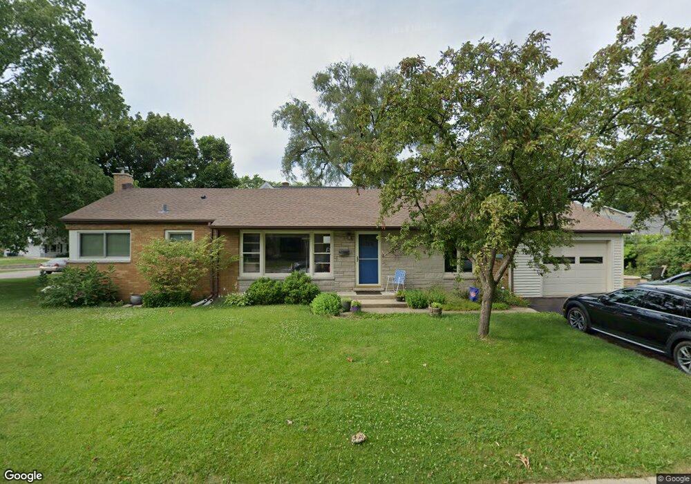 129 W 10th Ave, Naperville, IL 60563 - photo 1