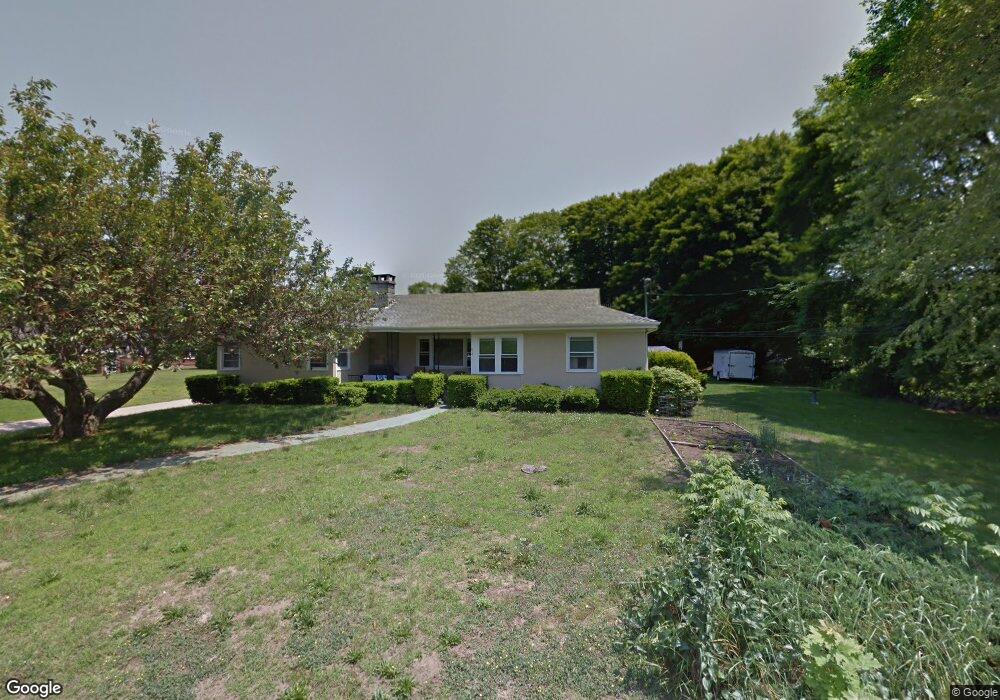 4 Taylor Ct, Westerly, RI 02891 - photo 1