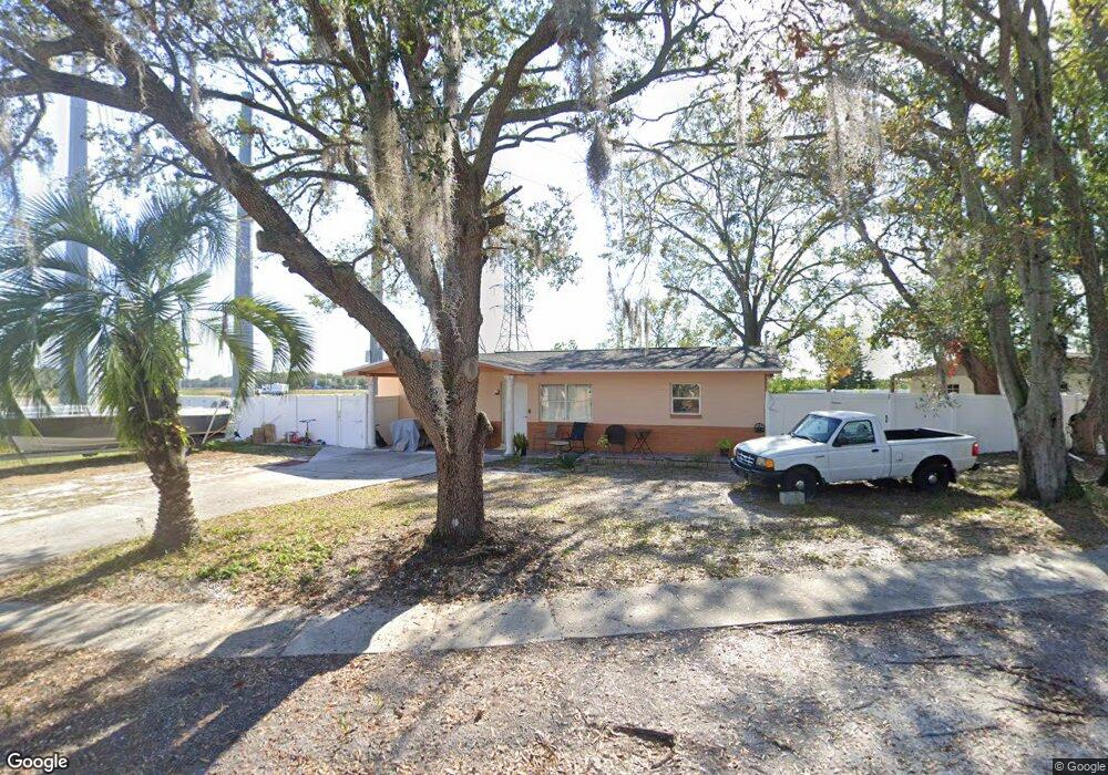 301 Country Club Dr, Oldsmar, FL 34677 - photo 1