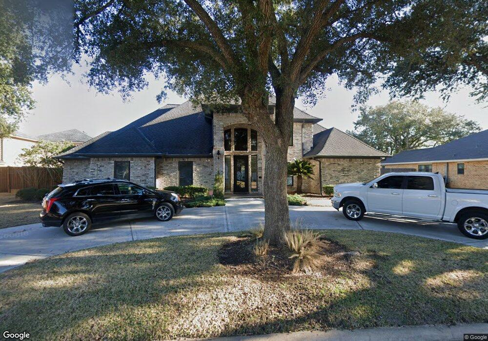 2559 Live Oak Dr, Rosenberg, TX 77471 - photo 1