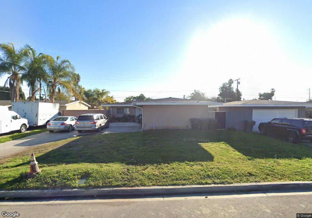 904 S Kenmore St, Anaheim, CA 92804 - photo 1