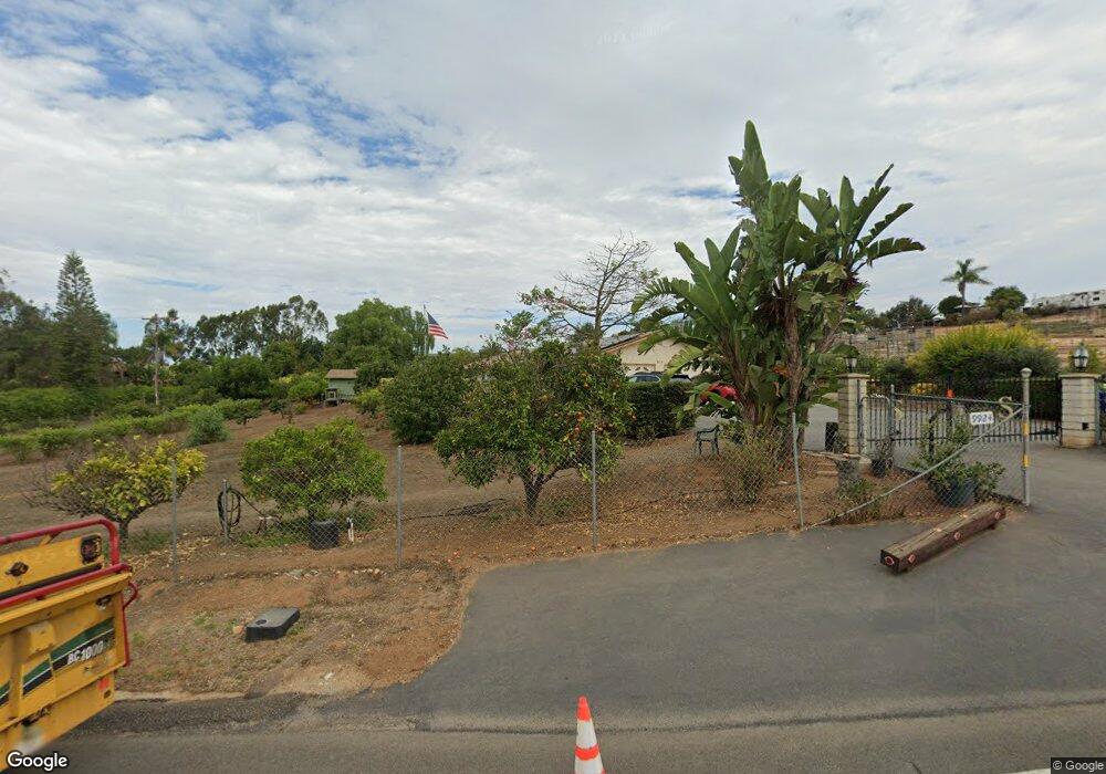 9924 Circle r Dr, Escondido, CA 92026 - photo 1