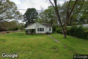 805 Lafayette St, Prentiss, MS 39474