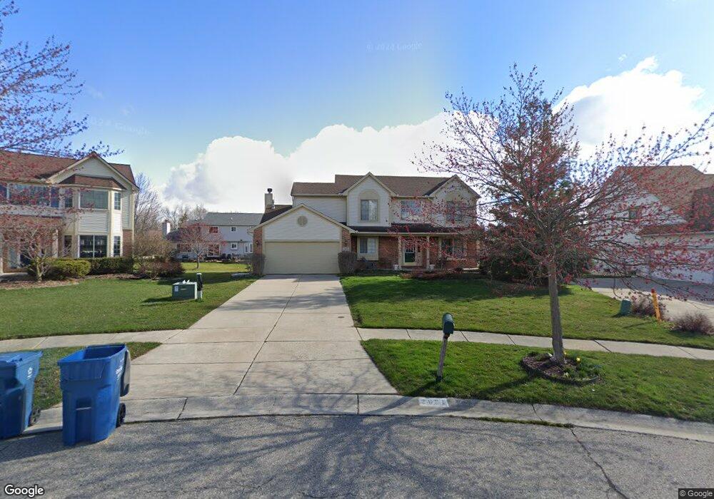 2681 Chateau Ct, Ann Arbor, MI 48103 - photo 1