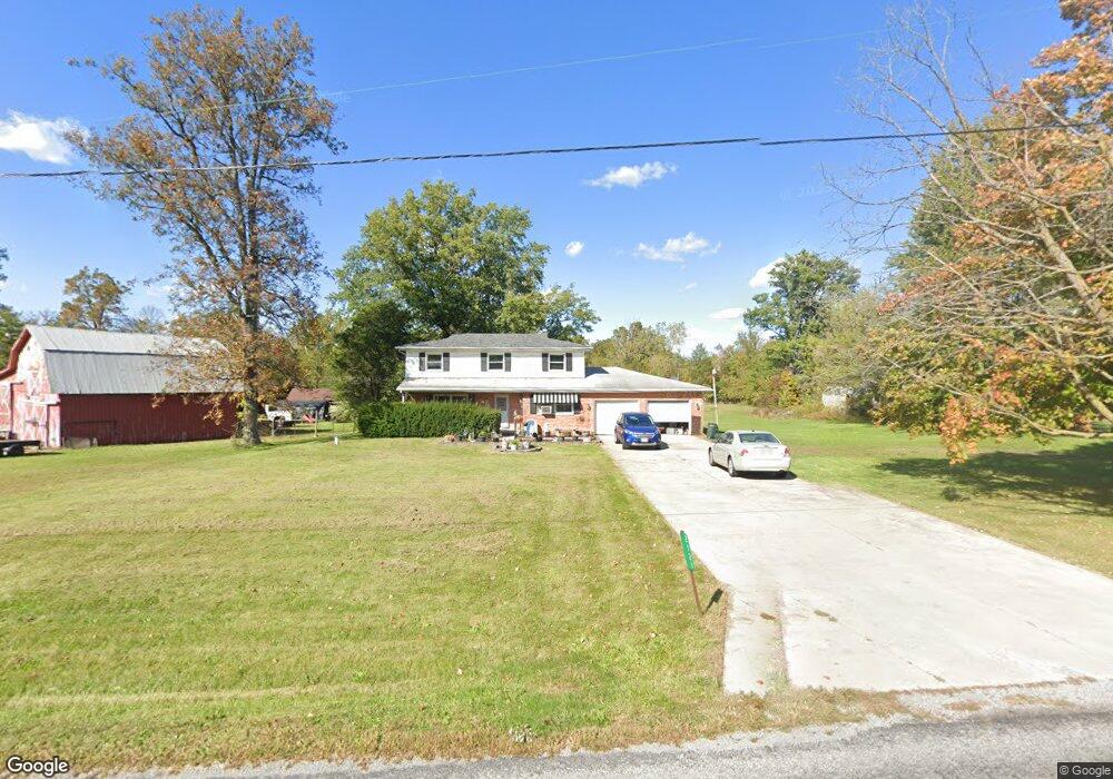 2121 E Hanthorn Rd, Lima, OH 45804 - photo 1