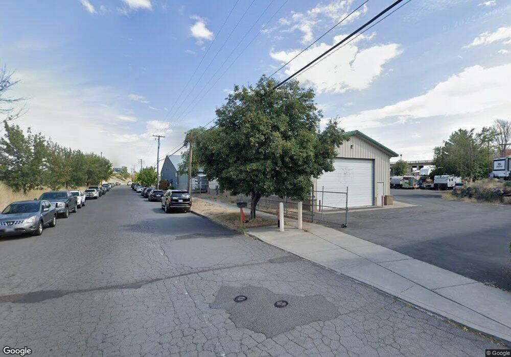 2422 NE 2nd St, Bend, OR 97701 - photo 1