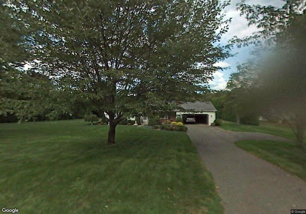 544 Lyon St, Ludlow, MA 01056 - photo 1