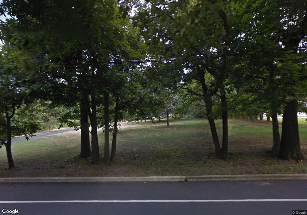 327 Juliustown Rd, Columbus, NJ 08022 - photo 1