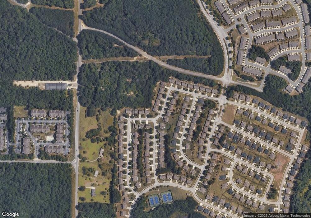 7810 White Oak Loop unit 3, Lithonia, GA 30038 - photo 1