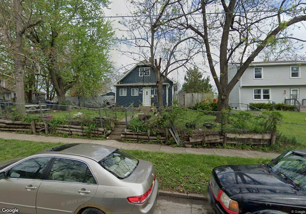 1913 Washington Ave, Des Moines, IA 50314 - photo 1