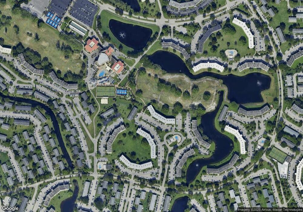 443 Grantham C, Deerfield Beach, FL 33442 - photo 1