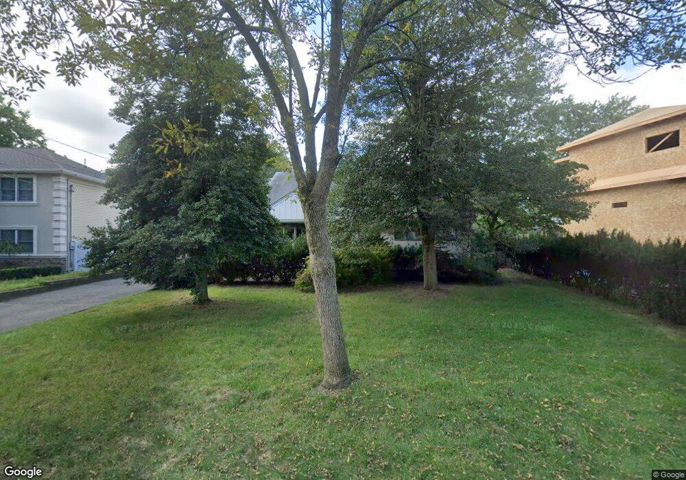 148 Garden Ave, Paramus, NJ 07652 - photo 1