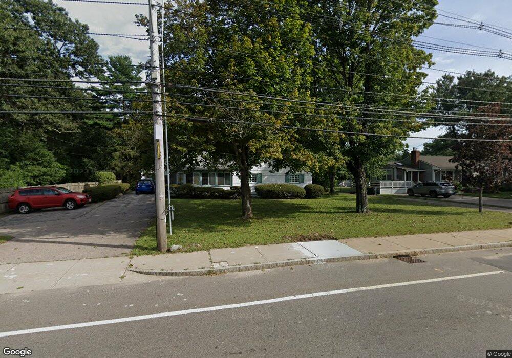 723 Washington St, Franklin, MA 02038 - photo 1