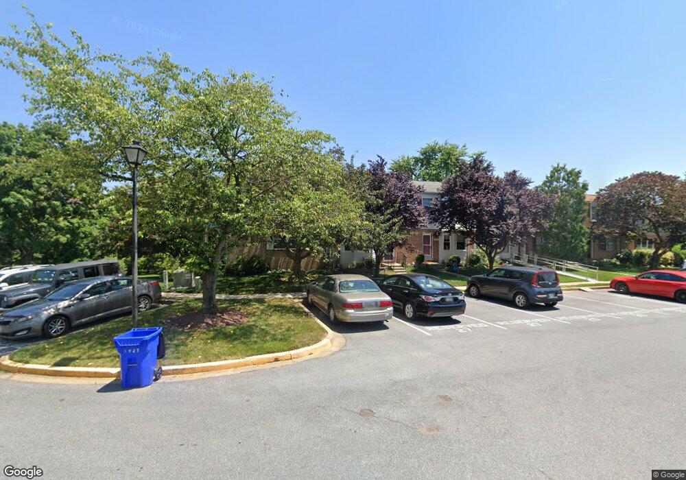 6927 Turnberry Ct, Frederick, MD 21703 - photo 1