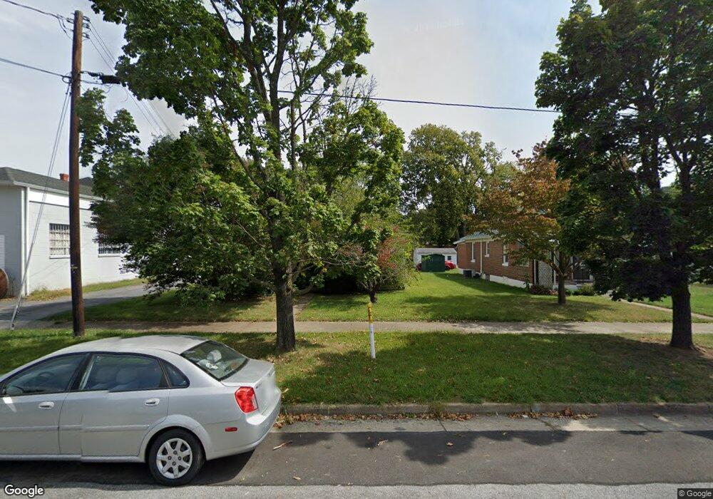 112 Dupont Blvd, Waynesboro, VA 22980 - photo 1