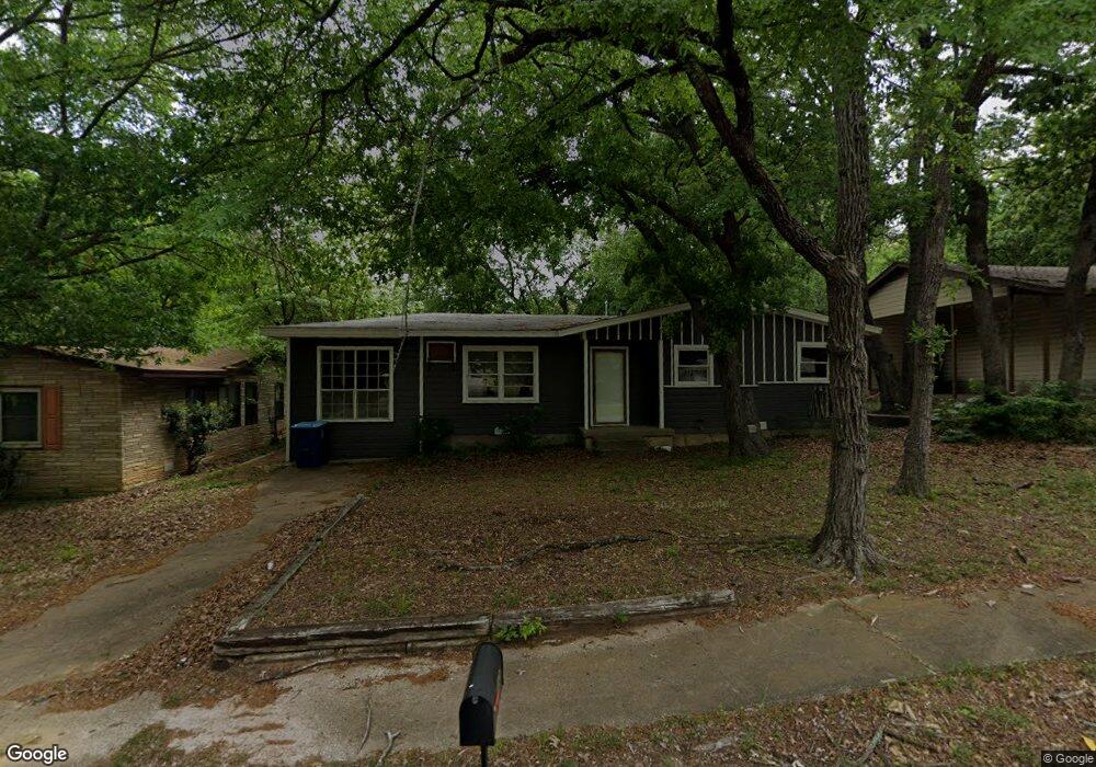 1119 Ridgewood Rd, Denison, TX 75020 - photo 1