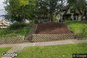 906 16th St, Moline, IL 61265