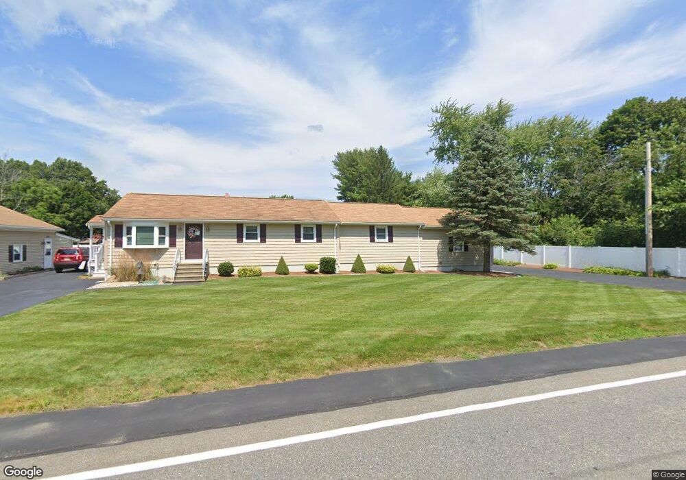 386 Wrentham Rd, Bellingham, MA 02019 - photo 1