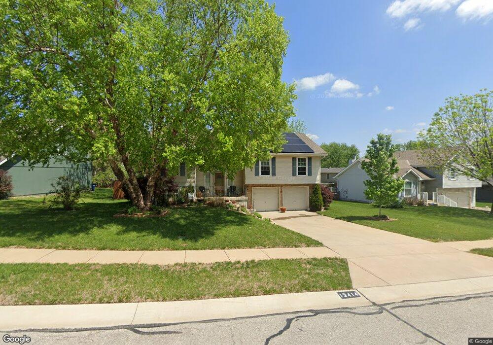 13414 W 106th St, Lenexa, KS 66215 - photo 1