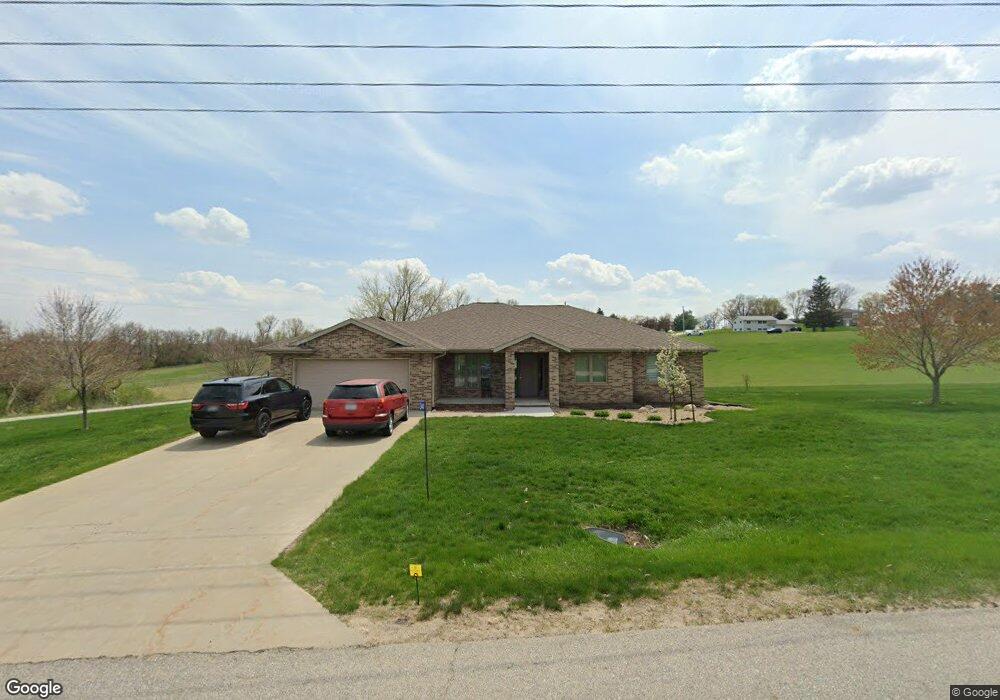 3447 N 4th Ave E, Newton, IA 50208 - photo 1