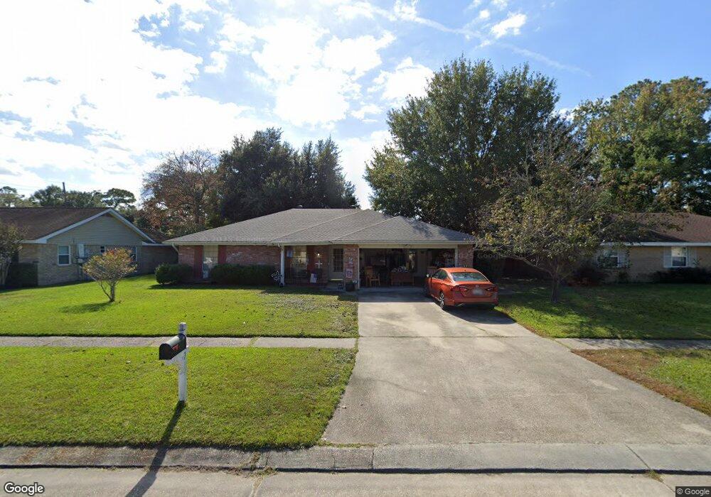 427 Pine Shadows Dr, Slidell, LA 70458 - photo 1