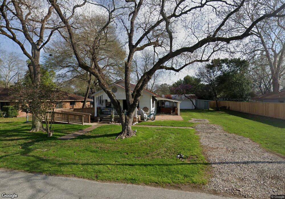 203 Fannin St, Tomball, TX 77375 - photo 1