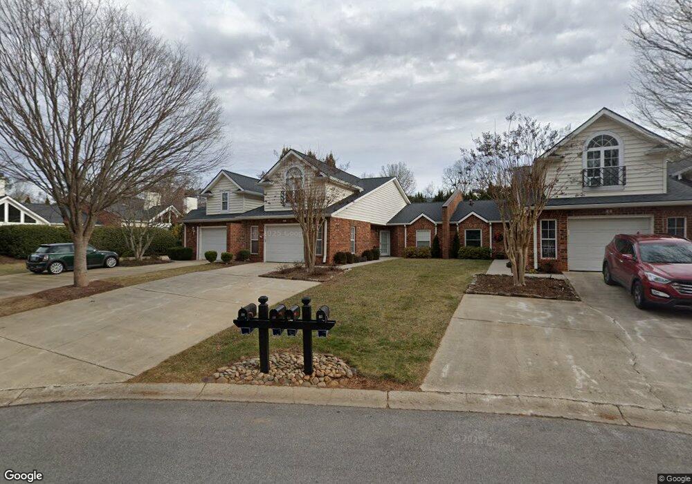 48 Lake Pointe Cir, Hendersonville, NC 28792 - photo 1