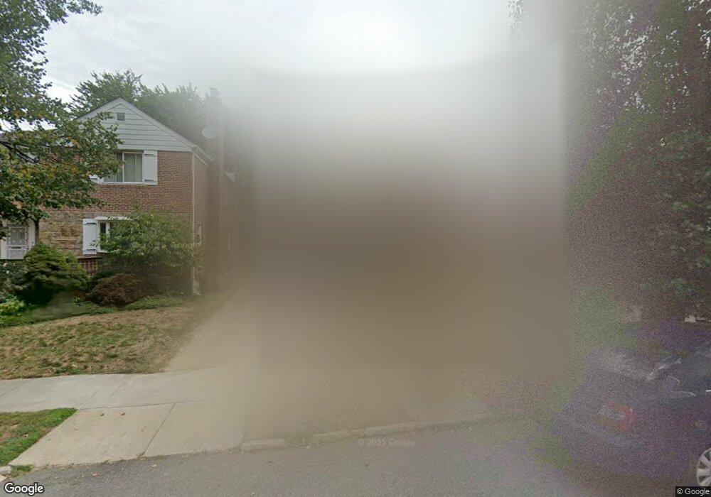 8135 192nd St, Hollis, NY 11423 - photo 1