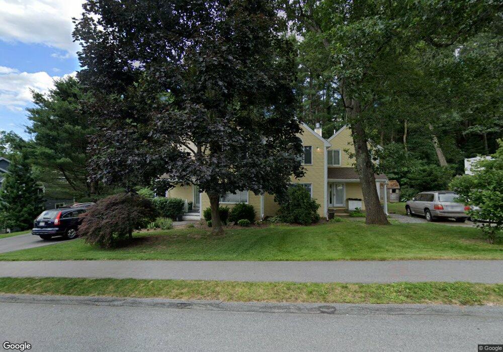 10 Lanes End unit 10,10, Natick, MA 01760 - photo 1