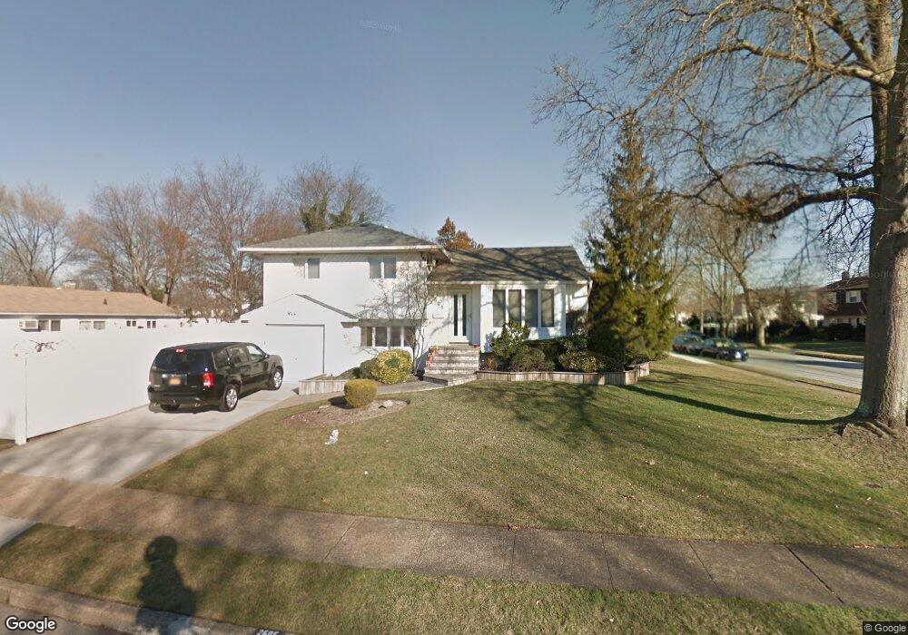 2605 Lefferts Place, Bellmore, NY 11710 - photo 1