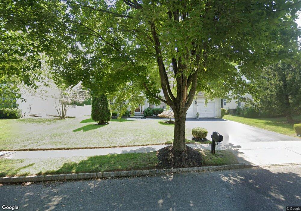 5 Pemberton Ln, East Windsor, NJ 08520 - photo 1