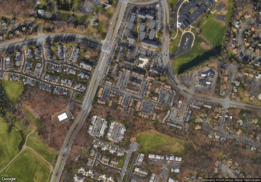 606 Brethour Ct, Sterling, VA 20164 - photo 1