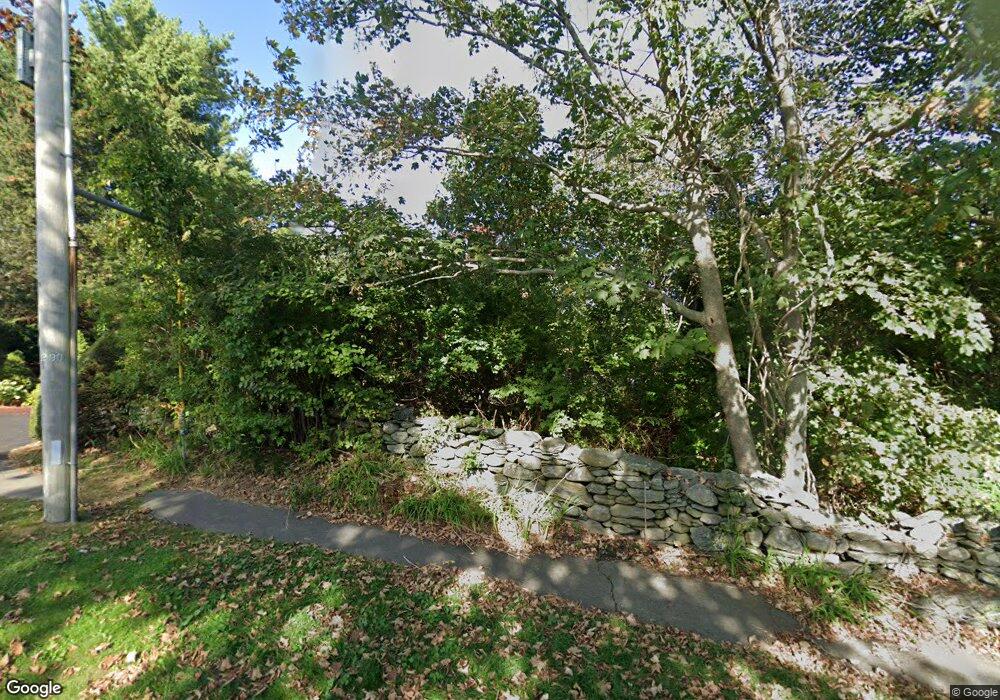 144 3rd Beach Rd, Middletown, RI 02842 - photo 1