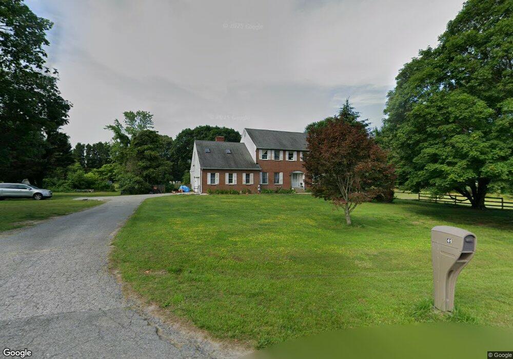 41 Honeysuckle Ln, Owings, MD 20736 - photo 1