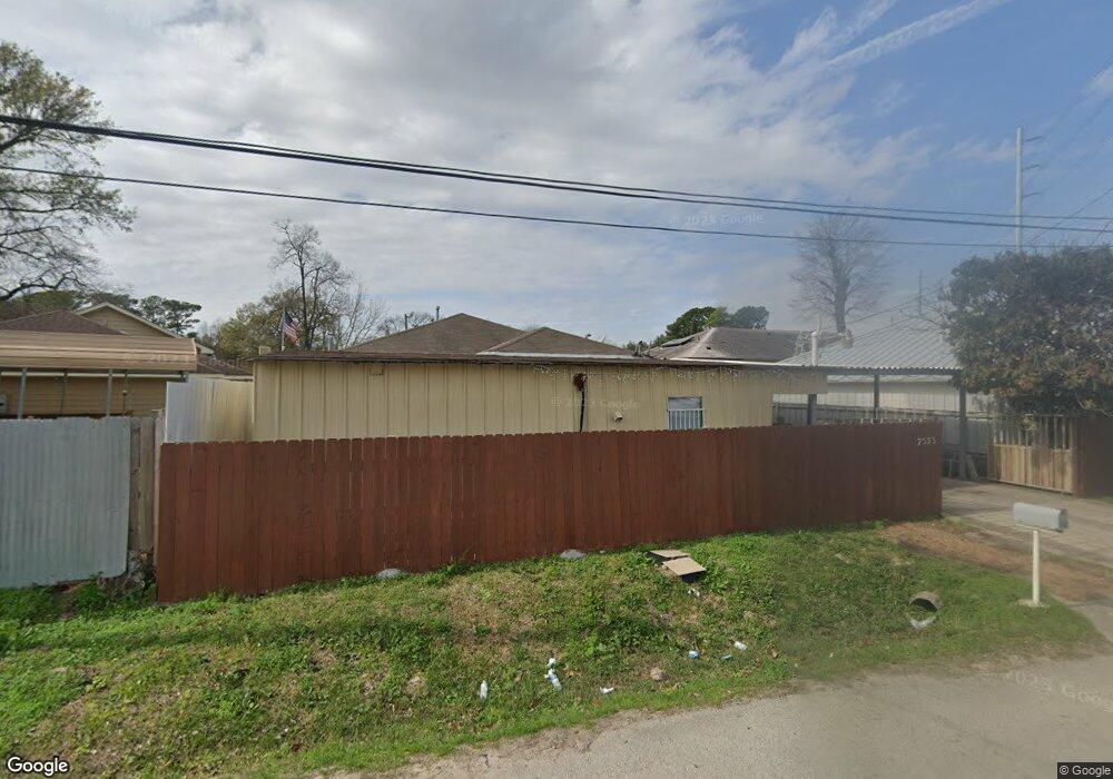 7523 Sandle St, Houston, TX 77088 - photo 1